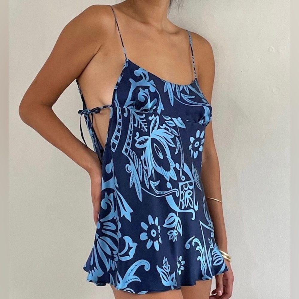 Rare Y2K Victoria’s Secret Silk Charmeuse Blue Print Slip Dress Size Medium